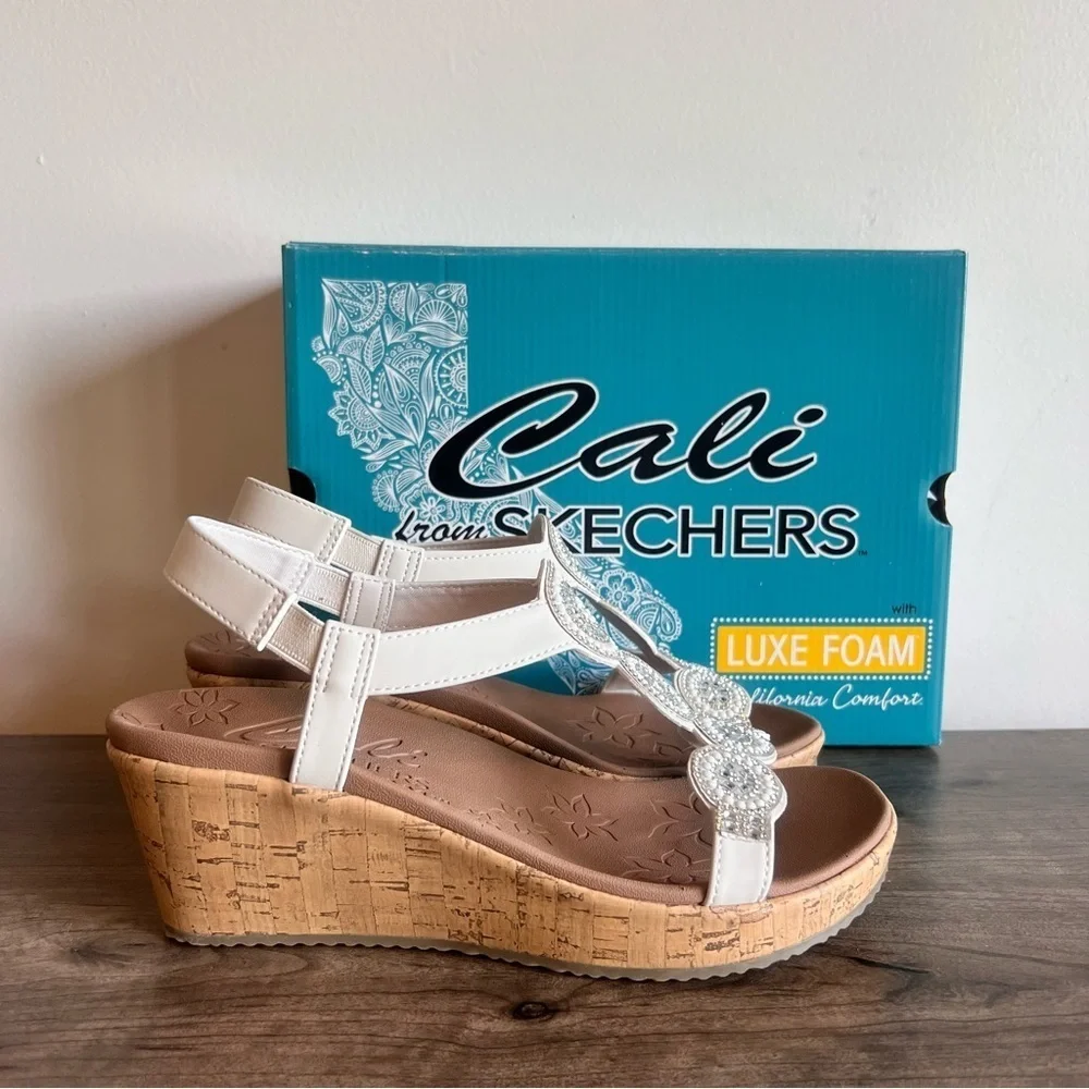 Skechers Cali NEW Women's Beverlee Date Glam Wedge Sandals Size 9 #B1345